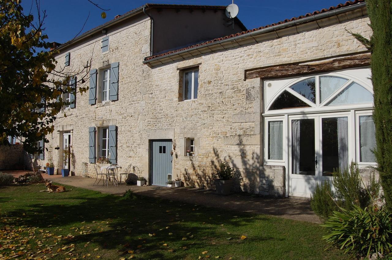 La Belle Lavande, Chambre D Hote Chenommet Exterior photo